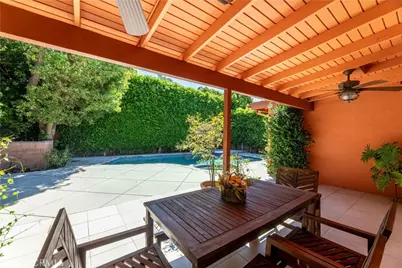 7044 Mammoth Avenue, Van Nuys, CA 91405 - Photo 45