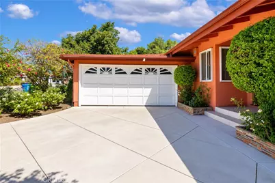 7044 Mammoth Avenue, Van Nuys, CA 91405 - Photo 5