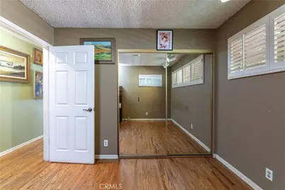 7044 Mammoth Avenue, Van Nuys, CA 91405 - Photo 27