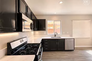 1763 Benedetto Point, Perris, CA 92571 - Photo 9