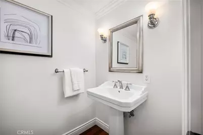 3261 Lilly Avenue, Long Beach, CA 90808 - Photo 7