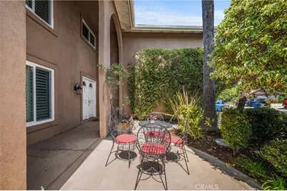 3261 Lilly Avenue, Long Beach, CA 90808 - Photo 3