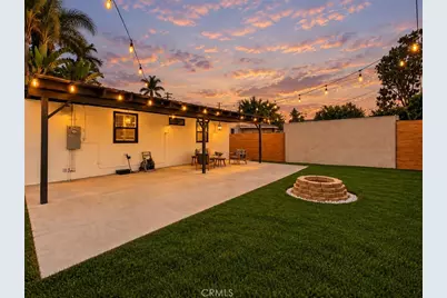 1744 S Genesee Ave, Los Angeles, CA 90019 - Photo 23