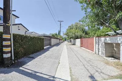 18700 Nordhoff Street, Northridge, CA 91324 - Photo 59