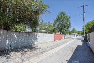 18700 Nordhoff St, Northridge, CA 91324 - Photo 57