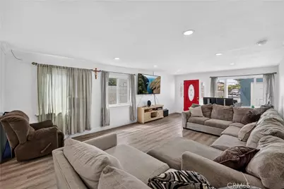 2166 Fashion, Long Beach, CA 90810 - Photo 5