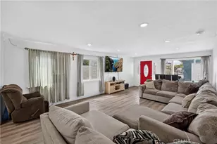 2166 Fashion, Long Beach, CA 90810 - Photo 5
