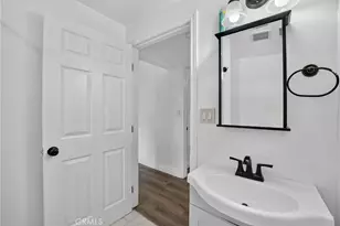 2166 Fashion Ave, Long Beach, CA 90810 - Photo 15