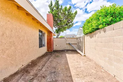 7653 Granada Drive, Buena Park, CA 90621 - Photo 13