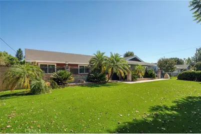 5560 Mountain View Avenue, Yorba Linda, CA 92886 - Photo 3