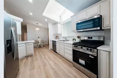 810 Eucalyptus Lane, Fountain Valley, CA 92708 - Photo 11