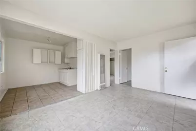 5914 S Hoover, Los Angeles, CA 90044 - Photo 3