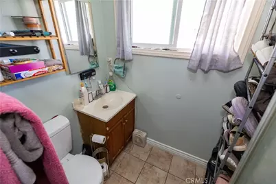 19320 Parthenia Street, Los Angeles, CA 91324 - Photo 13
