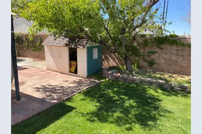 13501 Driftwood Drive, Victorville, CA 92395 - Photo 19
