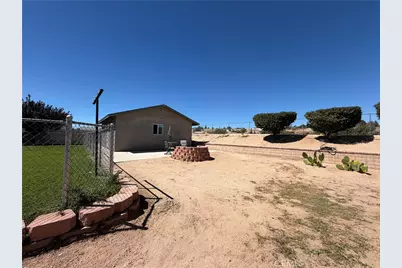 7774 Bangor Avenue, Hesperia, CA 92345 - Photo 31
