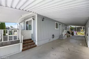 122 S Portola, Tustin, CA 92780 - Photo 21