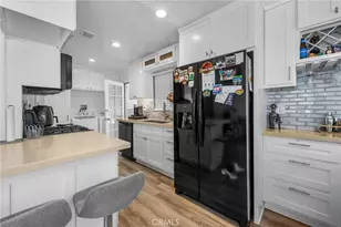 122 S Portola, Tustin, CA 92780 - Photo 5