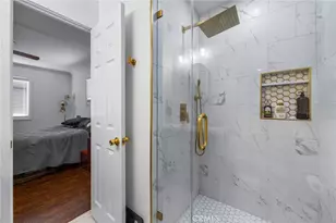 122 S Portola, Tustin, CA 92780 - Photo 17