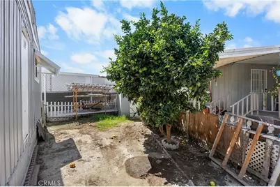 122 S Portola, Tustin, CA 92780 - Photo 27