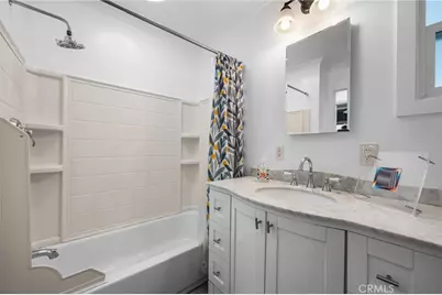 122 S Portola, Tustin, CA 92780 - Photo 21