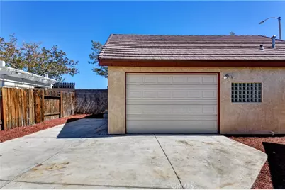 38016 Ranier, Palmdale, CA 93552 - Photo 7