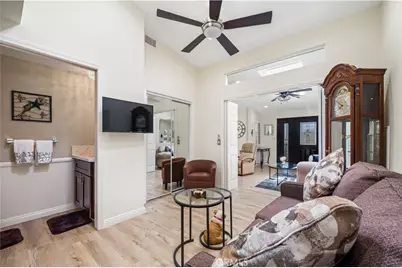 1340 Kenwood Road M7-156H, Seal Beach, CA 90740 - Photo 19