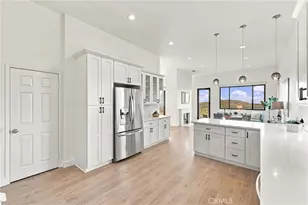 6226 E Cliffway Dr, Orange, CA 92869 - Photo 23
