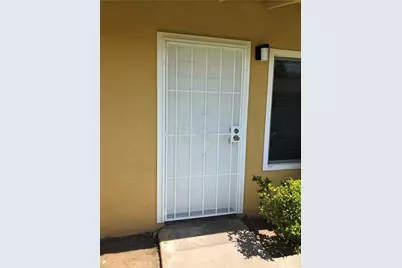 242 S Park, Orange, CA 92866 - Photo 5
