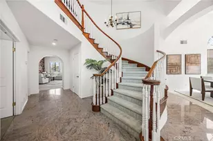 240 S Willowcreek Ln, Anaheim, CA 92808 - Photo 23