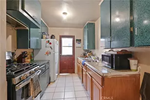 1335 S Douglas St, Santa Ana, CA 92704 - Photo 5