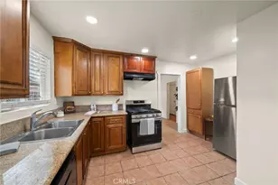 1547 W 65th, Los Angeles, CA 90047 - Photo 9