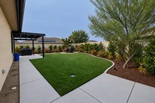 39815 Ninebark Ct, Temecula, CA 92591 - Photo 11