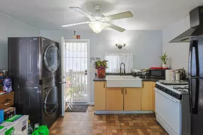 320 N. Park Vista #180, Anaheim, CA 92806 - Photo 13