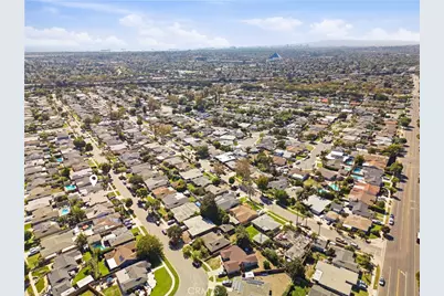 2102 Pattiz Avenue, Long Beach, CA 90815 - Photo 35