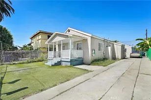 715 E 87th Pl, Los Angeles, CA 90002 - Photo 11
