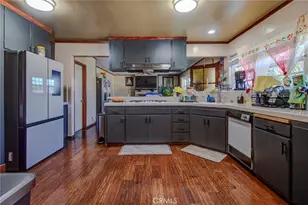 1402 S Poplar St, Santa Ana, CA 92704 - Photo 13