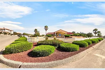 13573 Sunset Drive, Apple Valley, CA 92308 - Photo 3