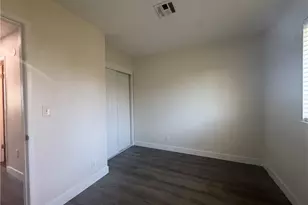 1387 Sycamore, Tustin, CA 92780 - Photo 5