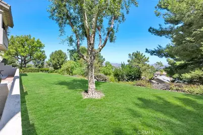 7999 E Viewrim, Anaheim Hills, CA 92808 - Photo 31