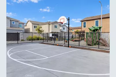 15 Gazania, Compton, CA 90221 - Photo 21