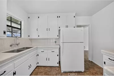 6019 Pepperwood, Lakewood, CA 90712 - Photo 7