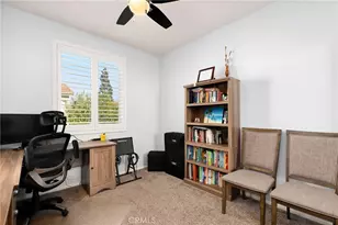 470 N Londonderry Ln, Orange, CA 92869 - Photo 23
