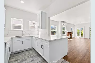 2220 Raymond, Los Angeles, CA 90007 - Photo 23