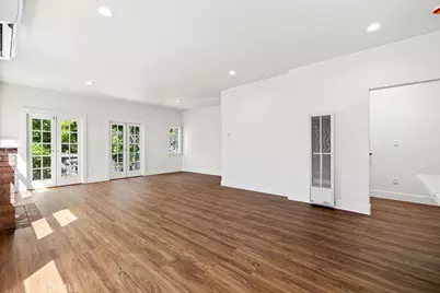 2220 Raymond, Los Angeles, CA 90007 - Photo 13