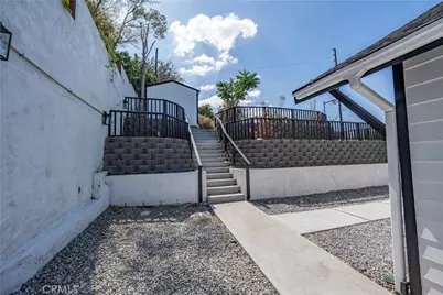 304 S Lorena Street, Los Angeles, CA 90063 - Photo 33