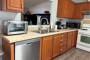9080 Bloomfield, Cypress, CA 90630 - Photo 19