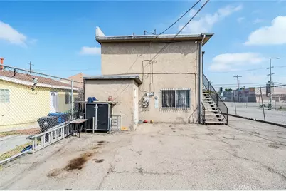 1378 E Vernon, Los Angeles, CA 90011 - Photo 25