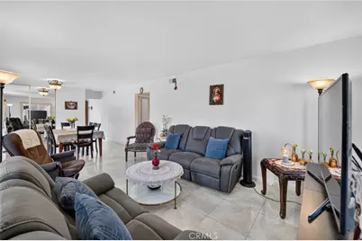 18237 Solano River Court, Fountain Valley, CA 92708 - Photo 9