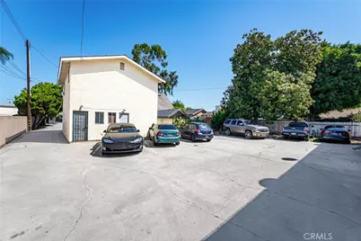10036 10044 Alondra, Bellflower, CA 90706 - Photo 5