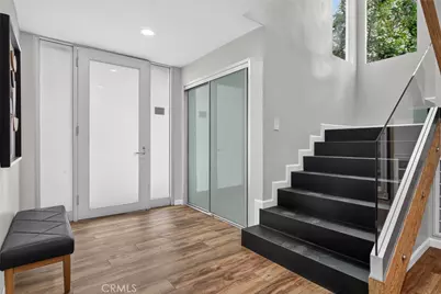21530 Yucatan Avenue, Woodland Hills, CA 91364 - Photo 3